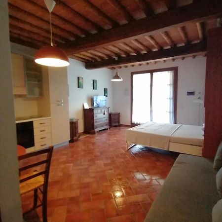 Agriturismo Borgo Stella モンテスペルトリ エクステリア 写真