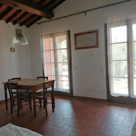 Agriturismo Borgo Stella モンテスペルトリ エクステリア 写真